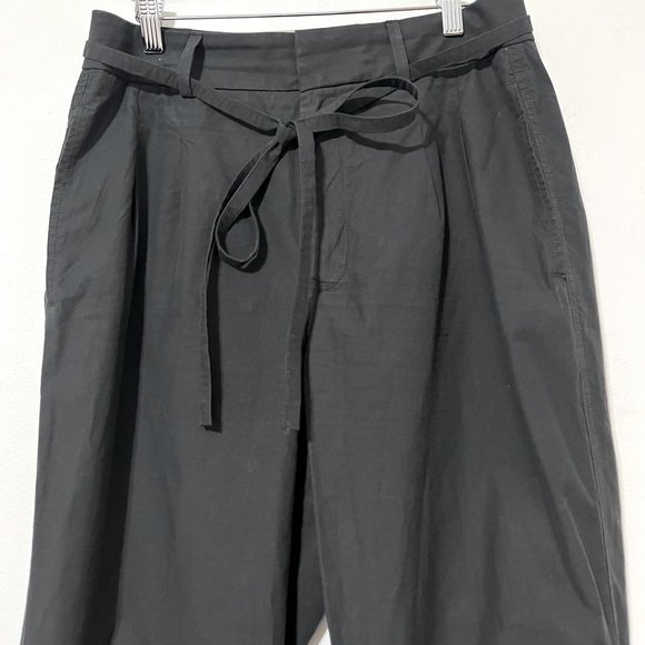 Everlane The Poplin Pleated Taper Pant in Black Size 6 - Picture 8 of 9